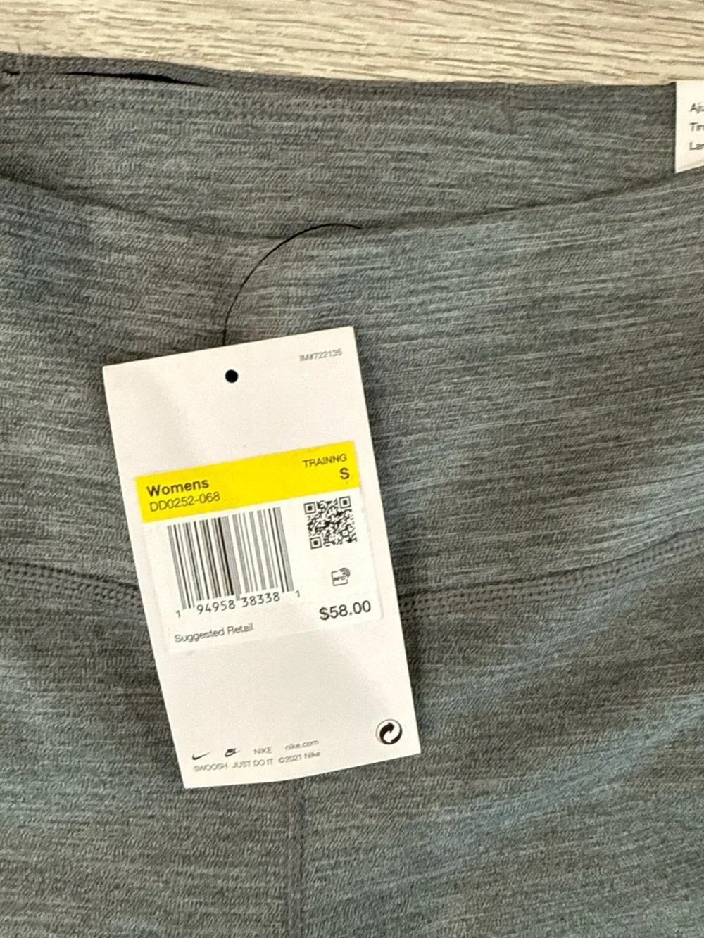 Nike Gray Heather Athletic Leggings with Swoosh